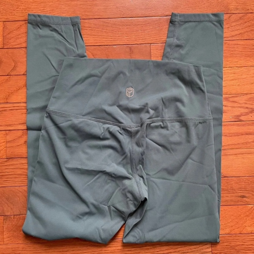 Born primitive leggings